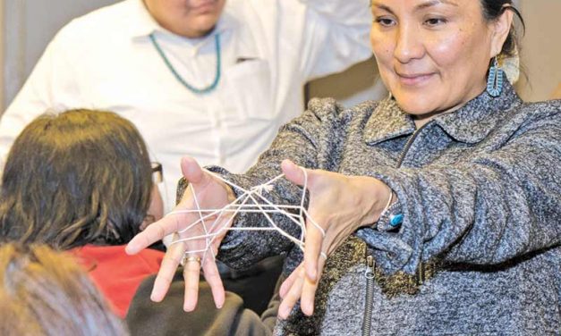 Diné gather in Waashindoon for shoe game, string games and storytelling