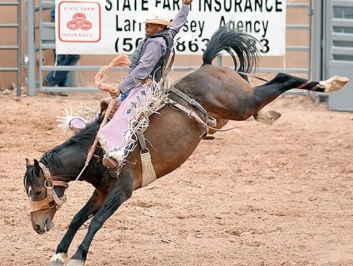 Local favorite Guytin Tsosie earns first place check