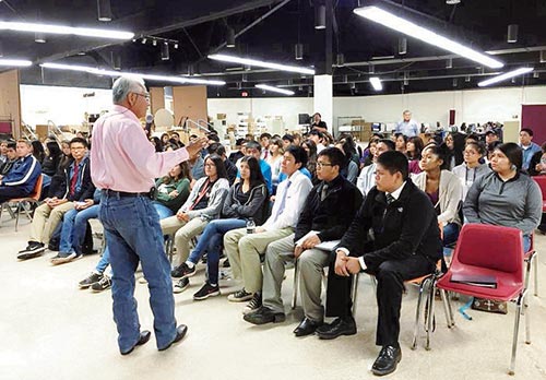 Ivy Leaguers address homesickness, success during panel discussion