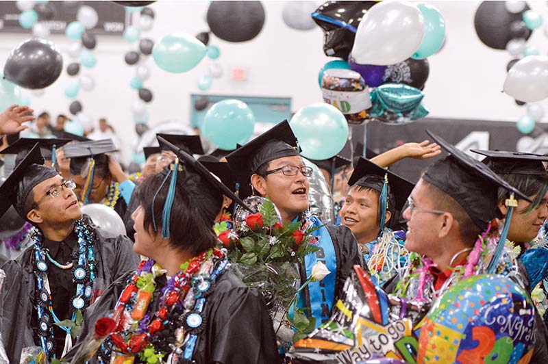 ‘Be selfish,’ Piñon grads urged