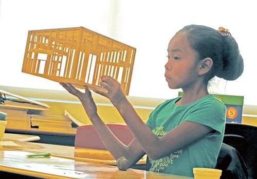 Naschitti Elementary School hosts first indigenous cultural exposé