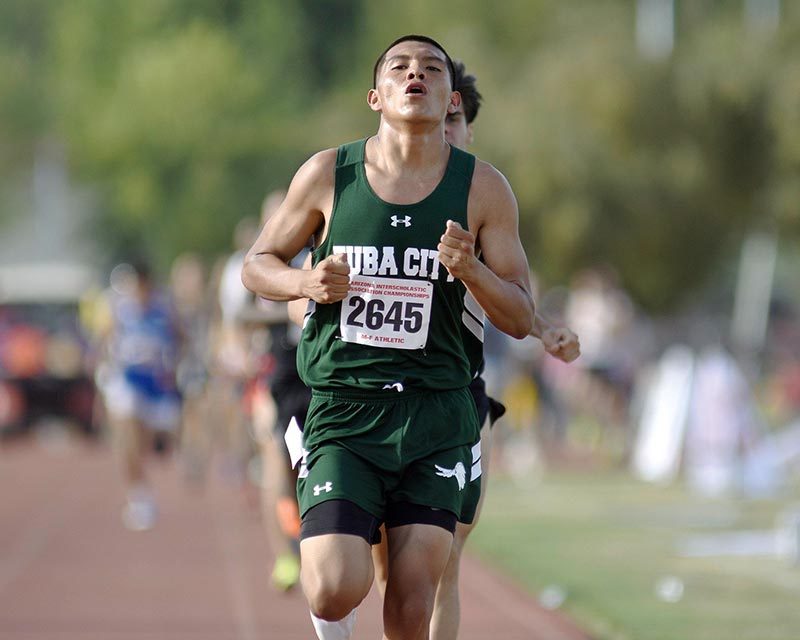 Tuba City’s Jackson outsprints top seed in 1600