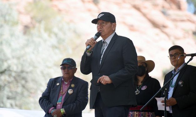 Nez-Abeyta fires up campaign with ‘Rockin Rally’