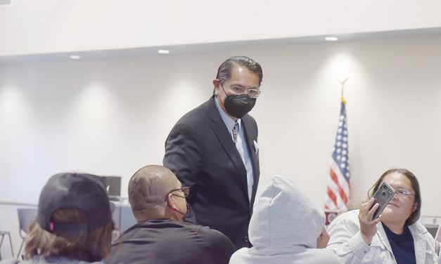 Nez rallies voters in Tonalea