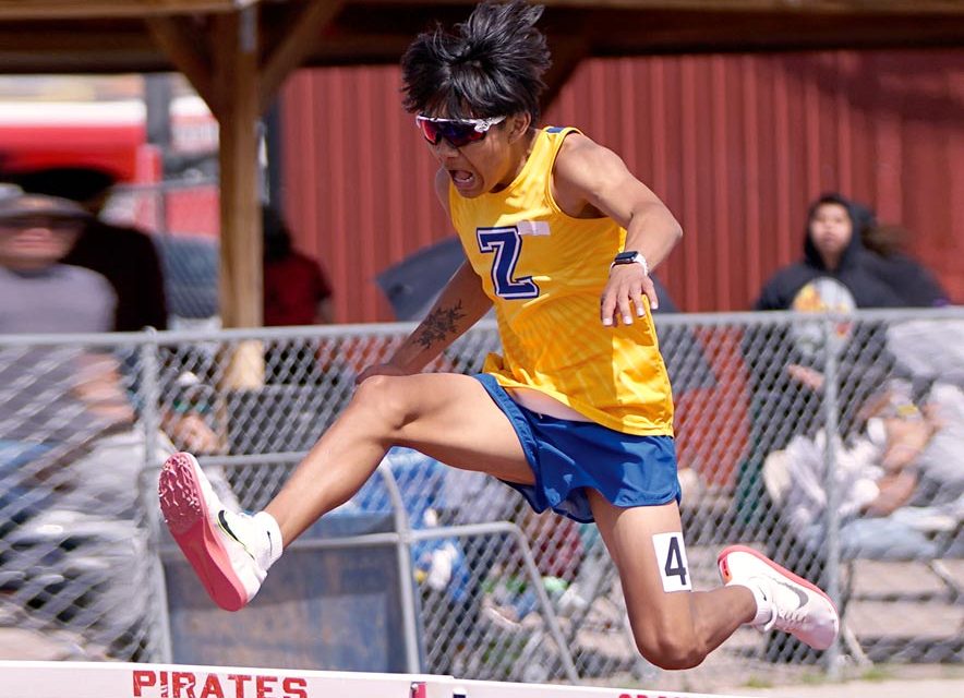 Zuni sweeps team titles at district meet