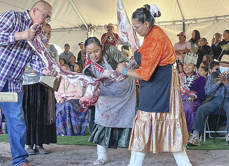 ‘E’e’aahjígo Diné Bikéyah proud of contestants running for Miss Navajo Nation