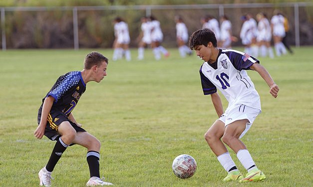 Cross-town rivals: Miyamura boys, Gallup girls score doubleheader wins