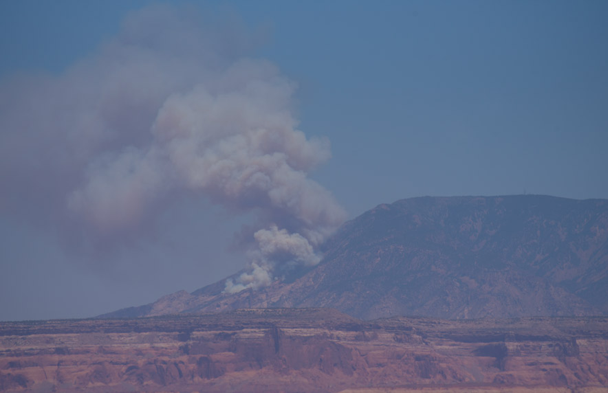 Bridge Creek Fire grows to 2,274 acres, new team takes command